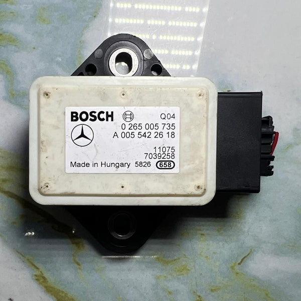 Mercedes Acceleration Yaw Rate Sensor A0055422618 W212, W218, W207, and W204