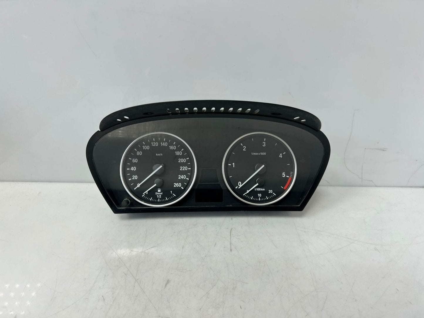 2009 BMW X5 E70 3.0D Speedometer Instrument Cluster 9218633 LHD OEM