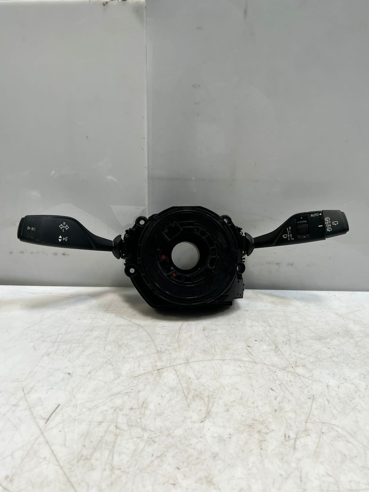 BMW  F15, F85, F25 MODEL Steering Column Switch Unit 9330565 OEM