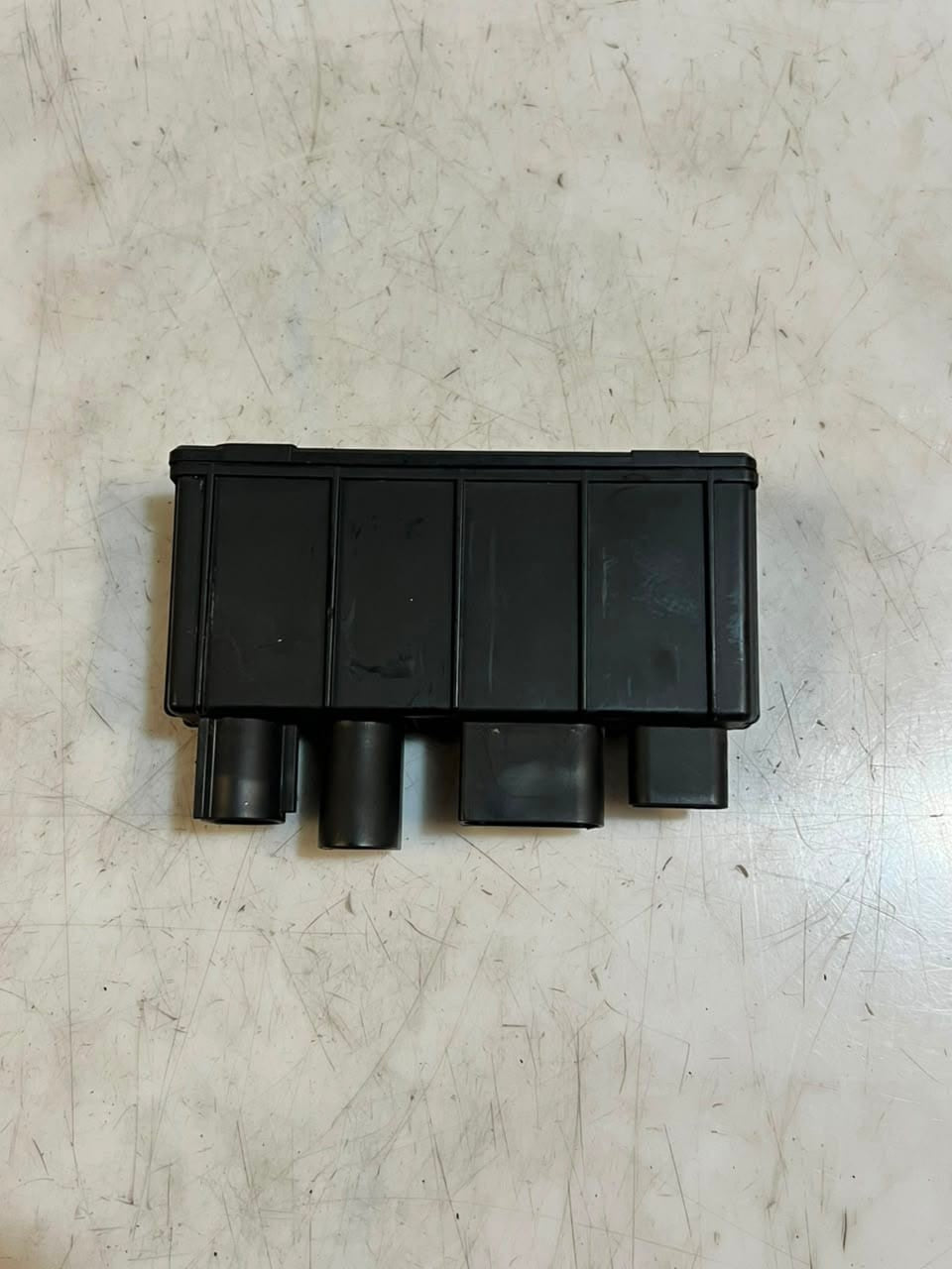 2015 BMW 1 2 Series F20/F21 F22 F23 228i Power Management Control Unit 8647255