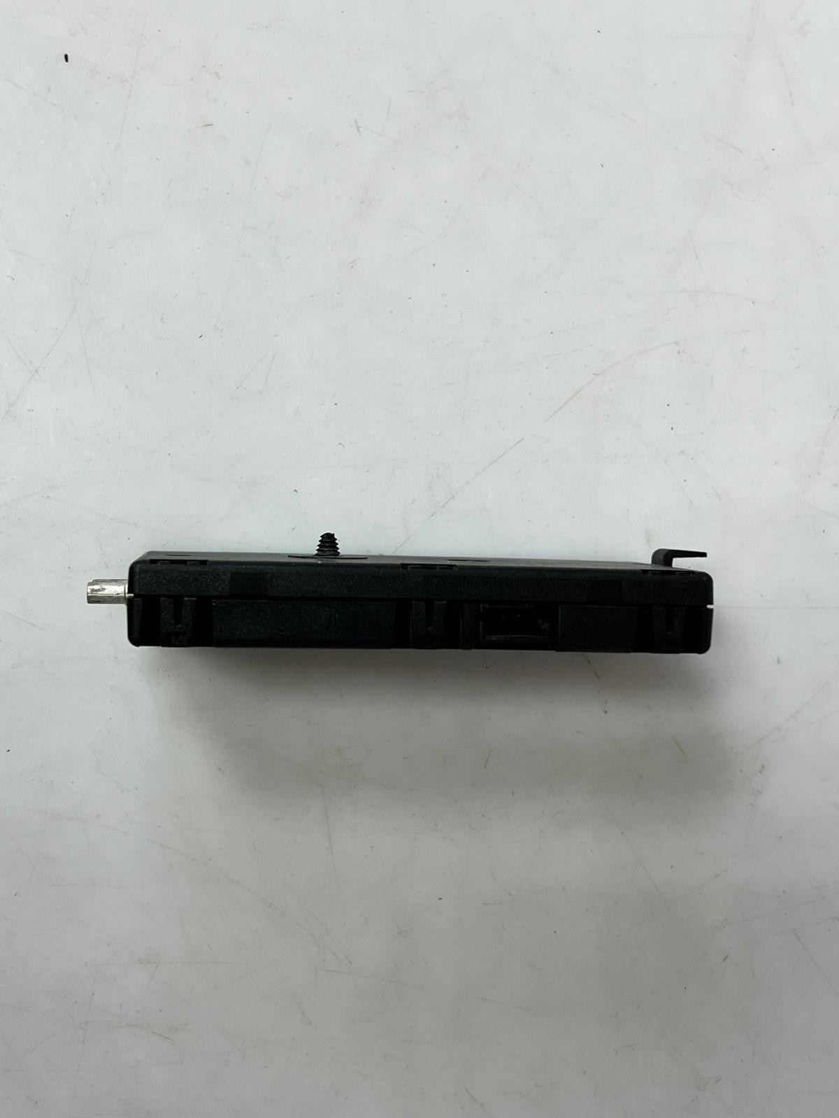 2014-2024 BMW X1 F48 HU73 HT30 HT33 JG73 Antenna Booster / Amplifier 9352601 OEM