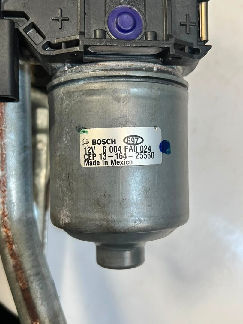 2010-2017 BMW X3 F25 Front Wiper Motor Linkage 7213290 OEM
