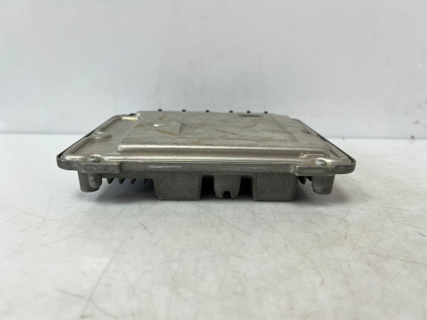 2015 BMW  F10 520d F20 120d F30 320D Engine Control Unit ECU DDE 8578995 OEM