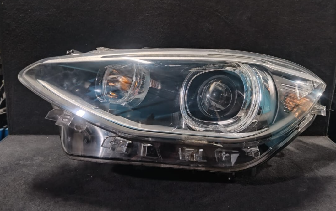 BMW 1 SERIES 120i 2012 F20 LEFT SIDE HEADLIGHT 7229687-09 ECE - 7229687