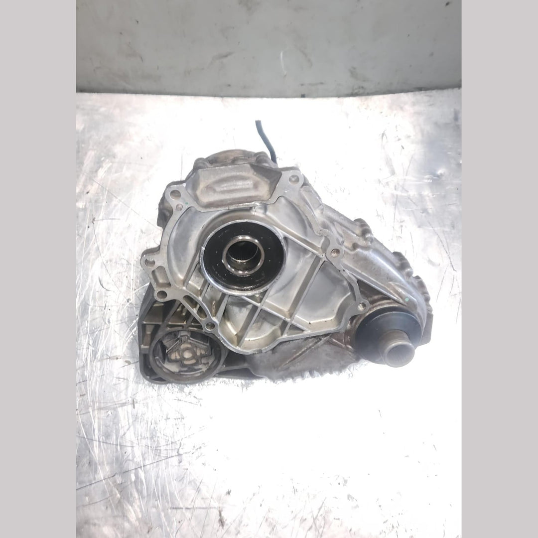 2011 BMW X3 Transfer Case 7619776 X3 F25 xDrive ATC 450