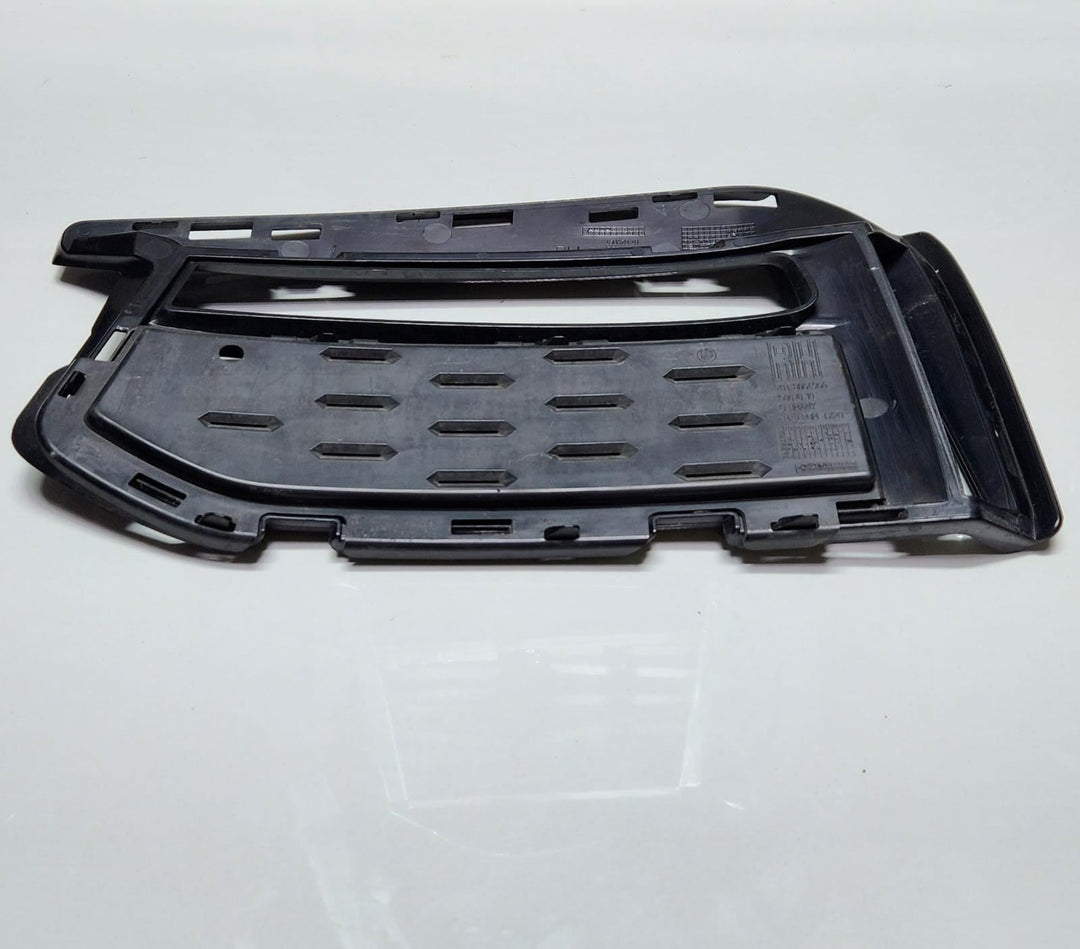 2017-2023 BMW 530i Front Bumper Lower Grill Cover  8064966 5 Series G30 G31 OEM