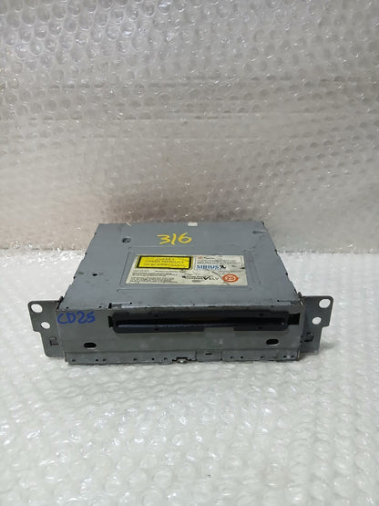 Bmw X3 F25 HARMAN BECKER Head Unit CD Radio 9250316