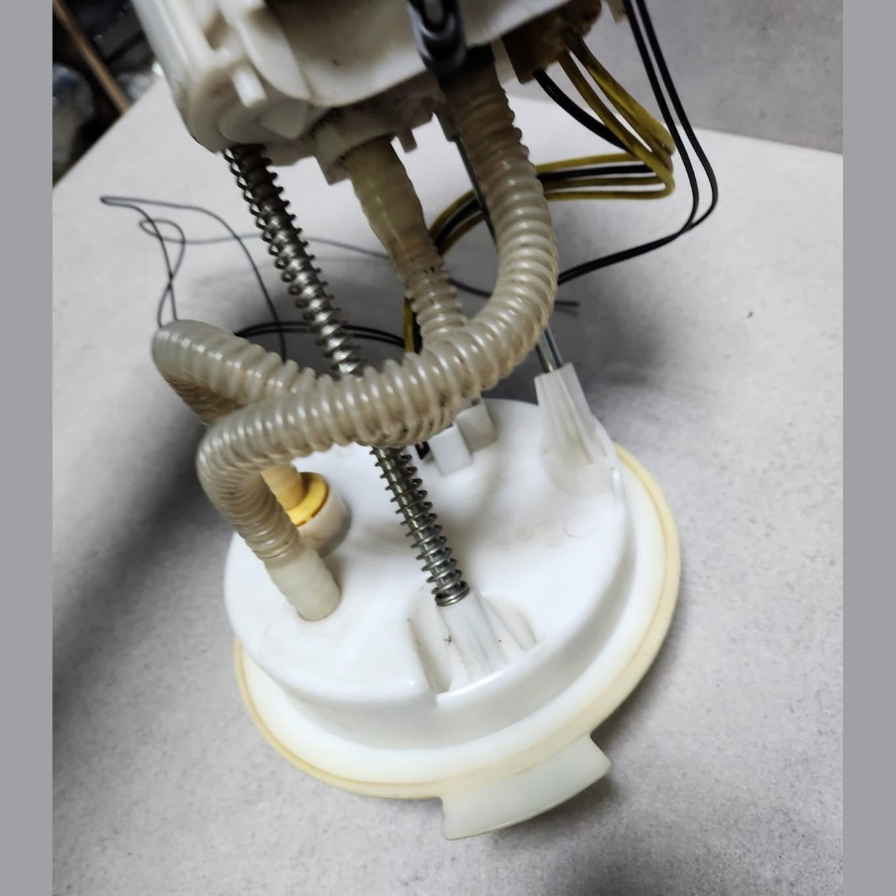 BMW Fuel Pump Module Assembly 7344067 F20 F21 F22 F23 F30 F31 F32 F33 DIESEL B47