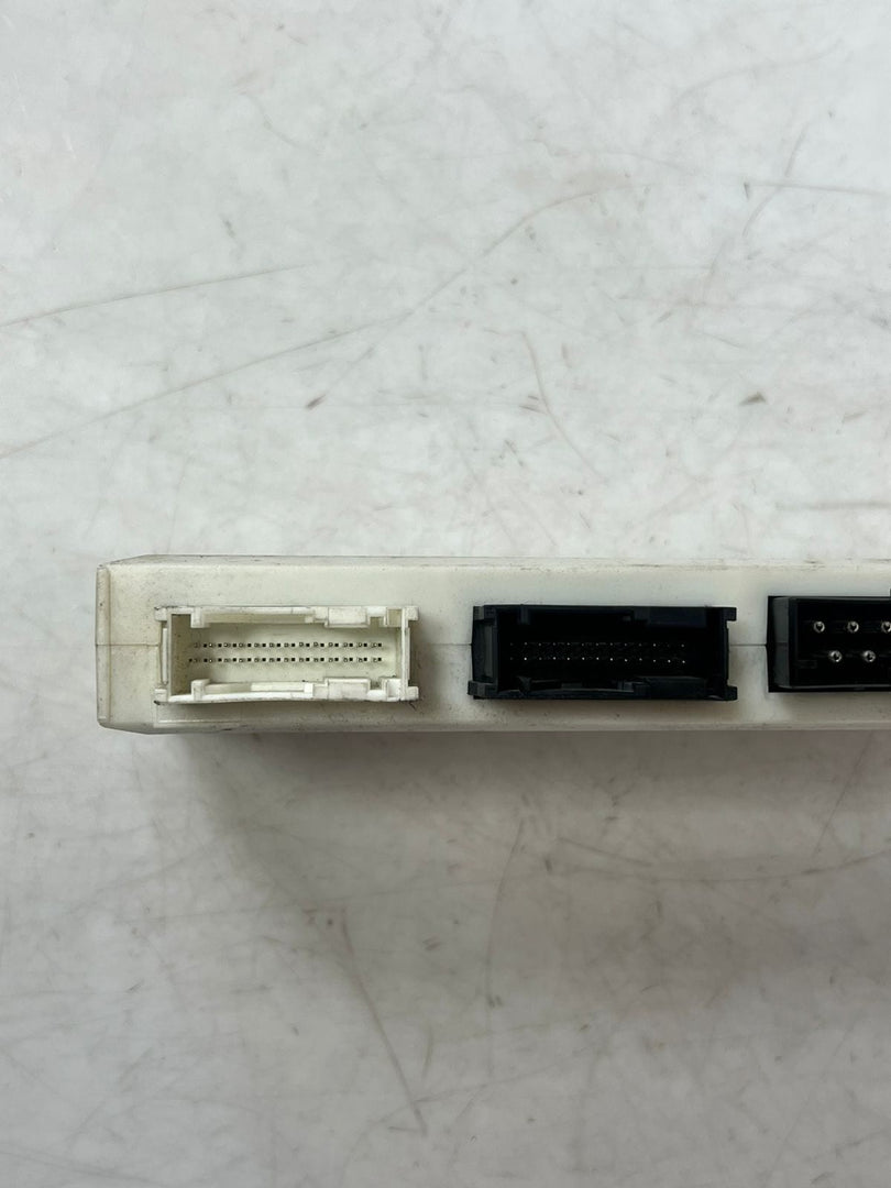 2001 BMW 740i E39 and E38 GM3 HIGH 12V Body Control Module 6901228 OEM
