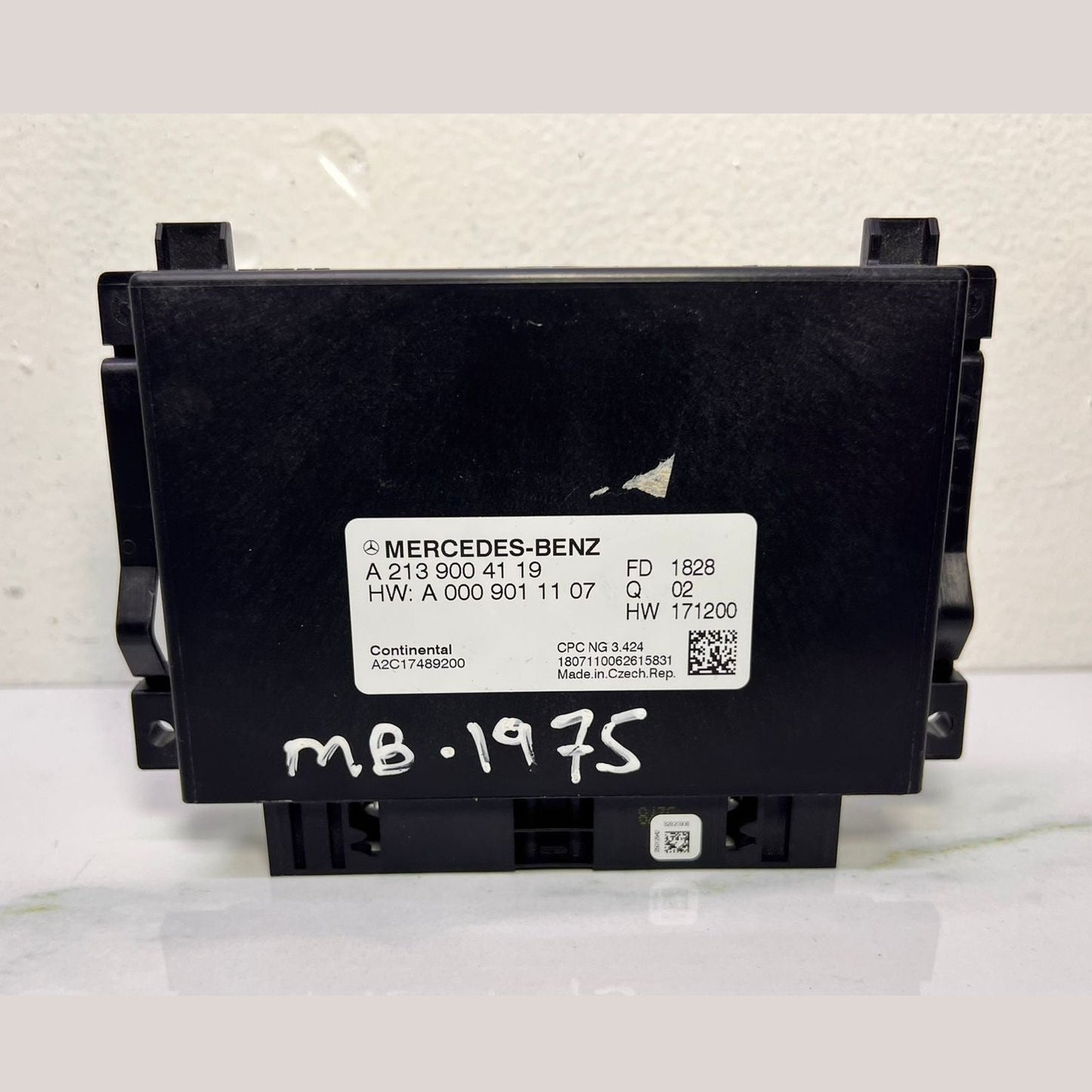Mercedes-Benz Gearbox Control Unit A 213 9004119 W213 E-Class