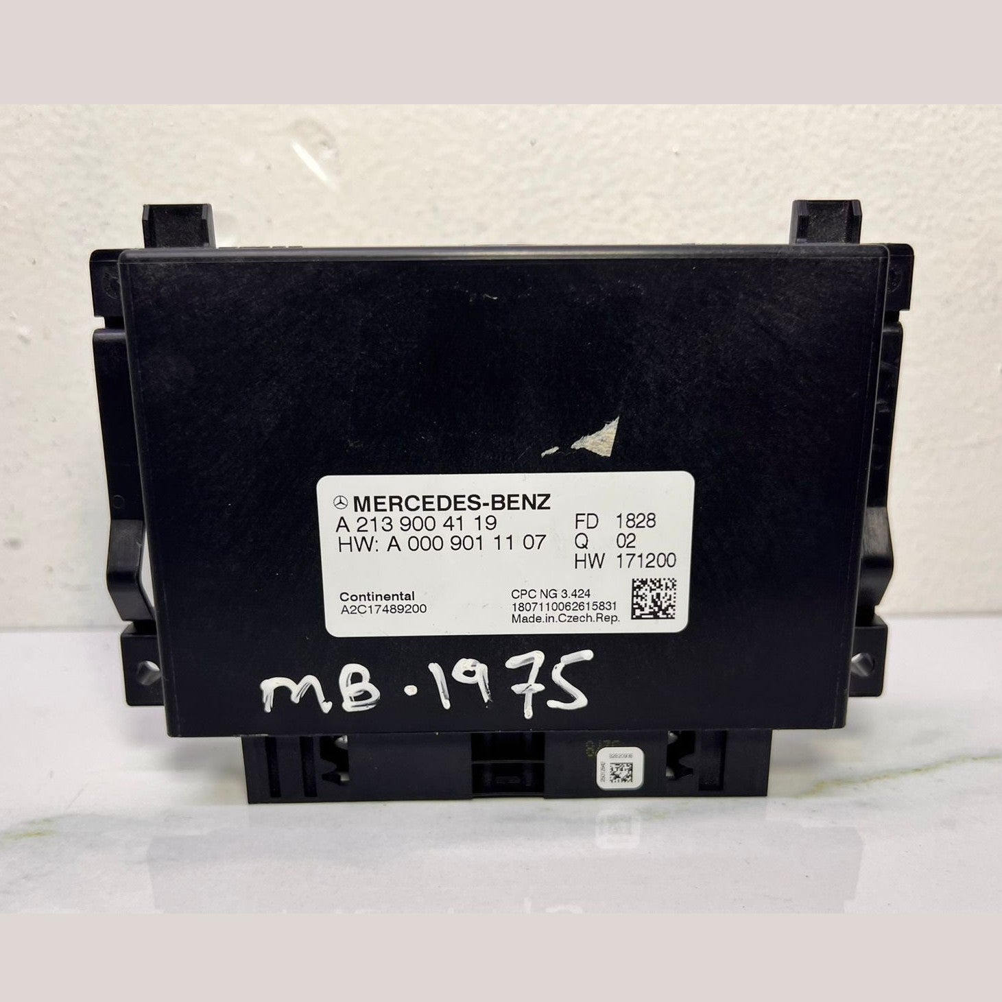 Mercedes-Benz Gearbox Control Unit A 213 9004119 W213 E-Class