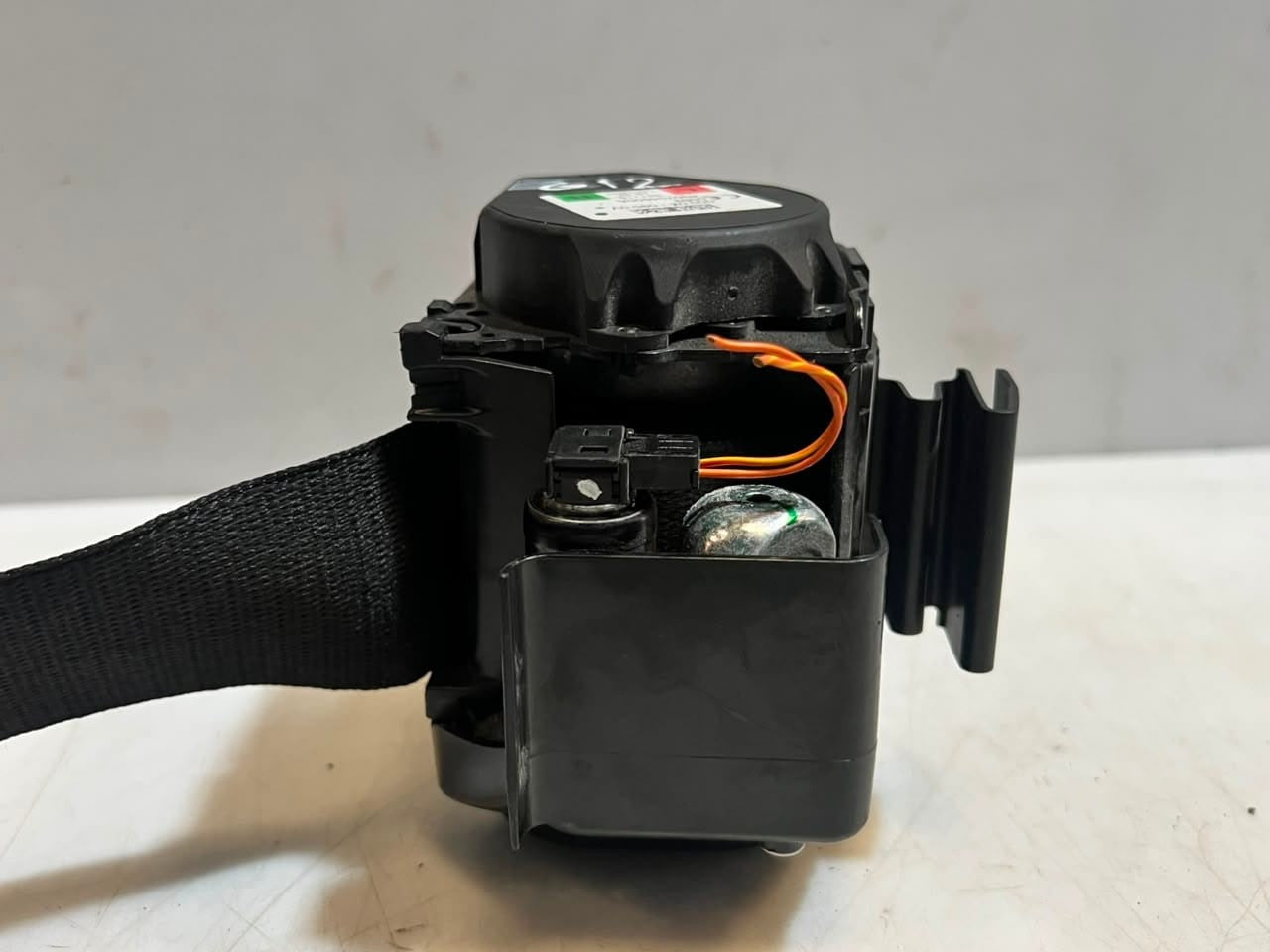 2015-2023 BMW 7 Series G11 G12 Seat Belt REAR 630704600A OEM