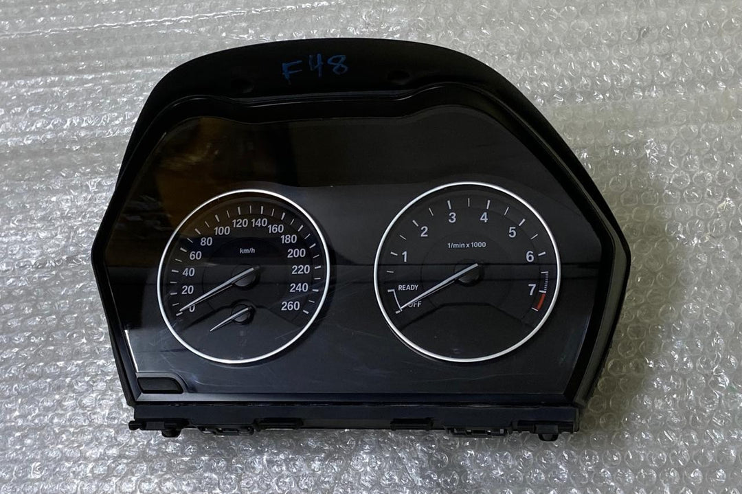 OEM BMW 2 F45 2017 F48 PETROL SPEEDOMETER INSTRUMENT PANEL CLUSTER 6843089 HUD
