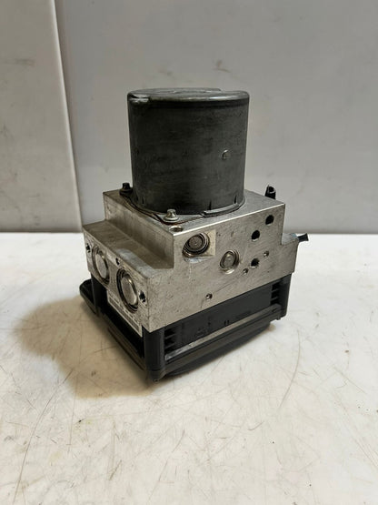 2007-2013 BMW X5 X6 E70 E71 ABS DSc Pump Control Unit 6795778 OEM