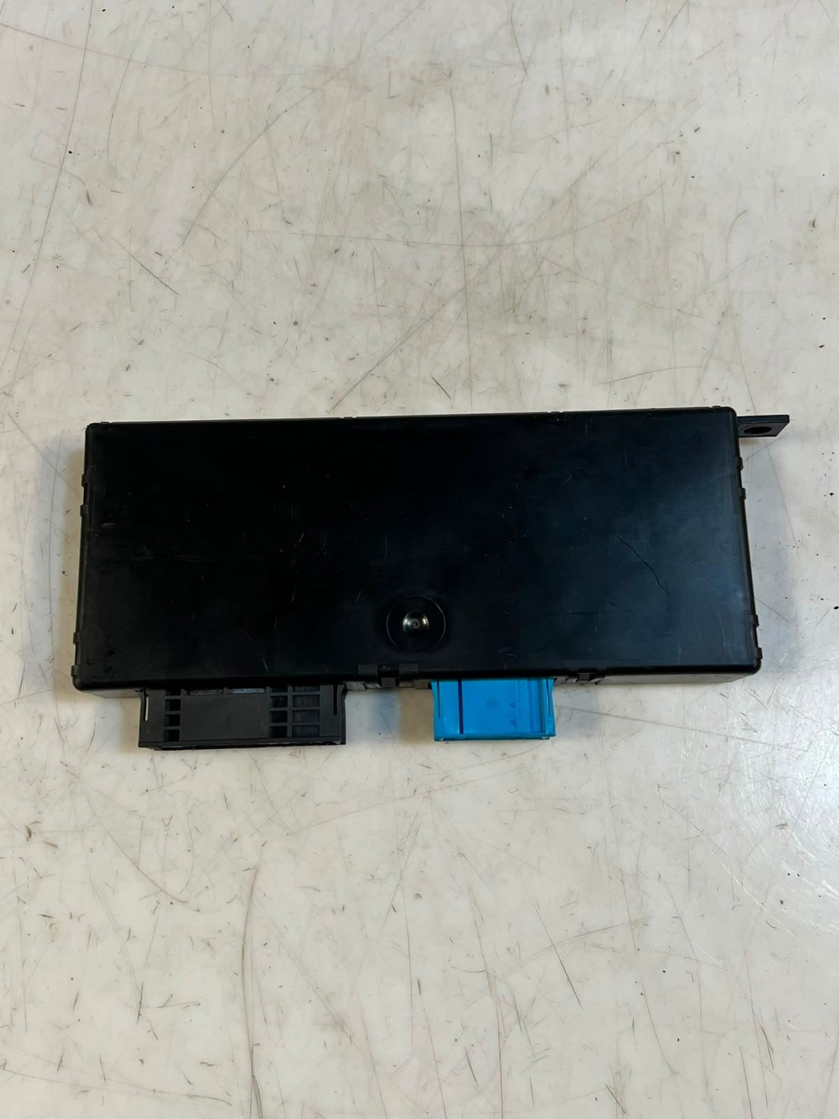 2014 BMW 5 Series F10, F11, F07 GT 530 535d Gateway Control Module 9340522