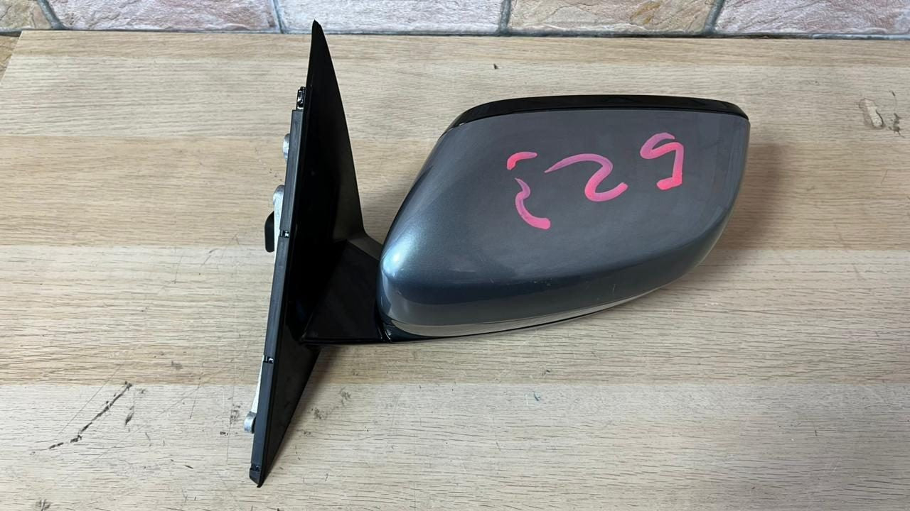 2016 BMW 5 Series G30, G31, and F90 M5 Left Mirror F01841010668B OEM