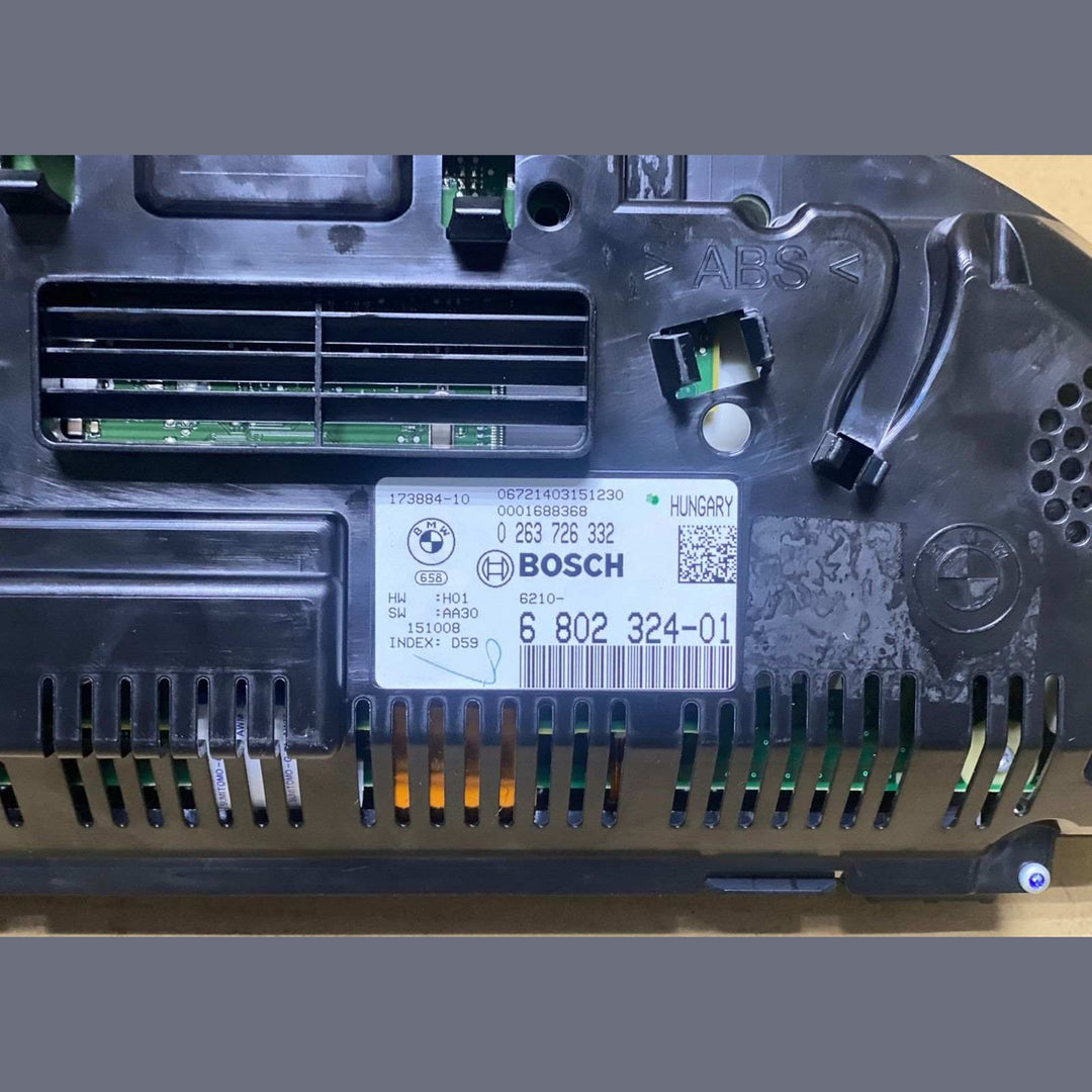 BMW F10 Speedometer Instrument Cluster 6802324 Bosch OEM