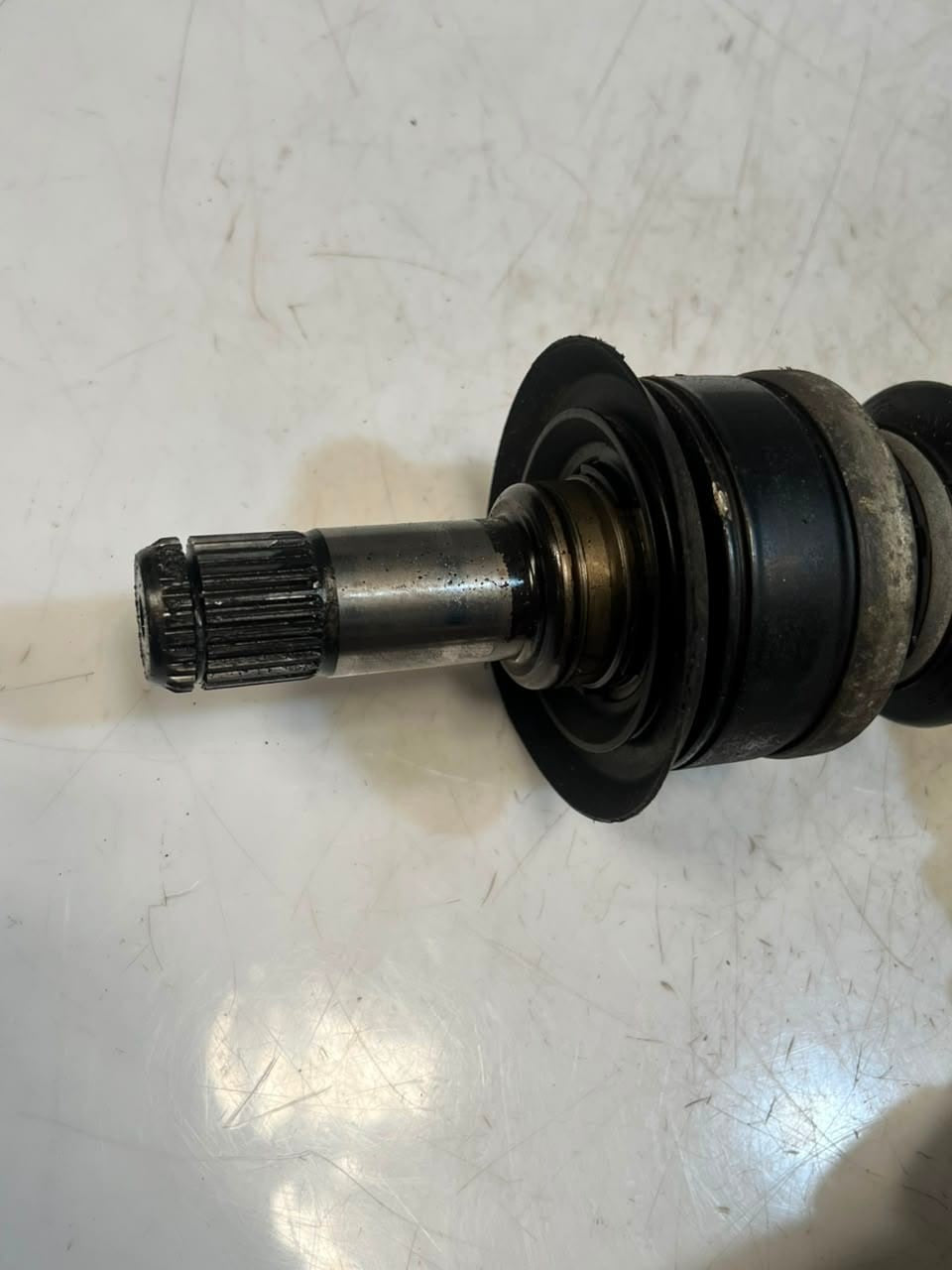BMW 1' F20, F21, F30, F31, F34, and F36 Drive Shaft Rear Right AXLE 7628252