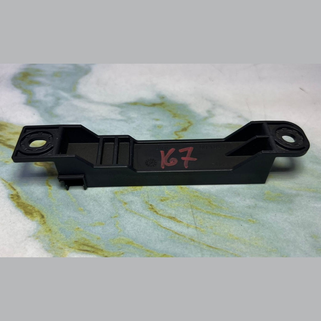 2019-2021 Mercedes A200 Keyless Entry Antenna Module A1679050901 A-Class W177