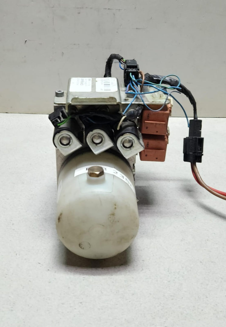 2014-2021 BMW 220i Convertible Top Hydraulic Pump 7310756 2 Series F23 OEM