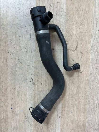 BMW 3 F30 F35 F31 2015 Petrol engine water coolant pipe hose 7619432 KRD35136