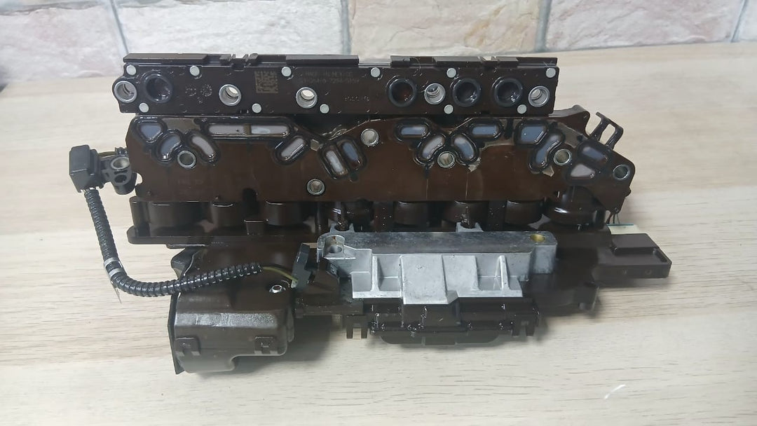 BMW GL45 Automatic Transmission Module E83 E90 E87 E88 TCU ATCM OEM 24243598