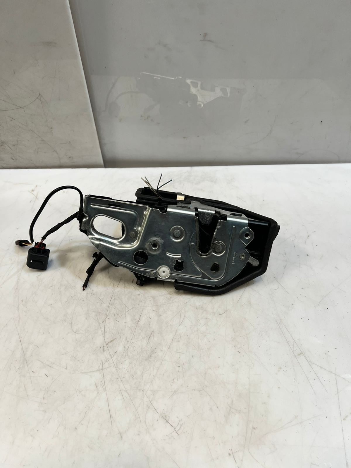 2011 BMW Alpina B7  F01 F02 F04 F10 F11 Rear Right Door Lock Actuator 7185688