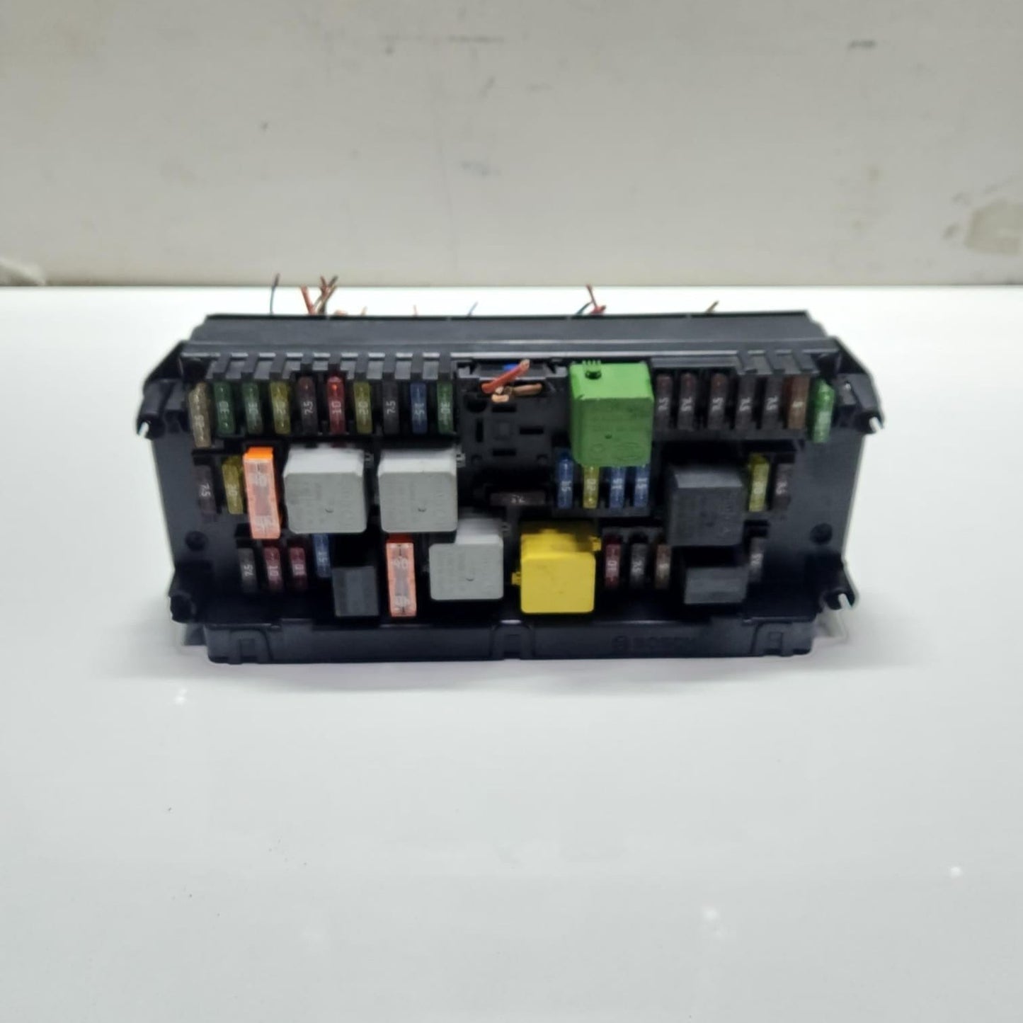 10-16 Mercedes-Benz W212 W204 Front SAM Module Relay Fuse Box A212 9006624 OEM