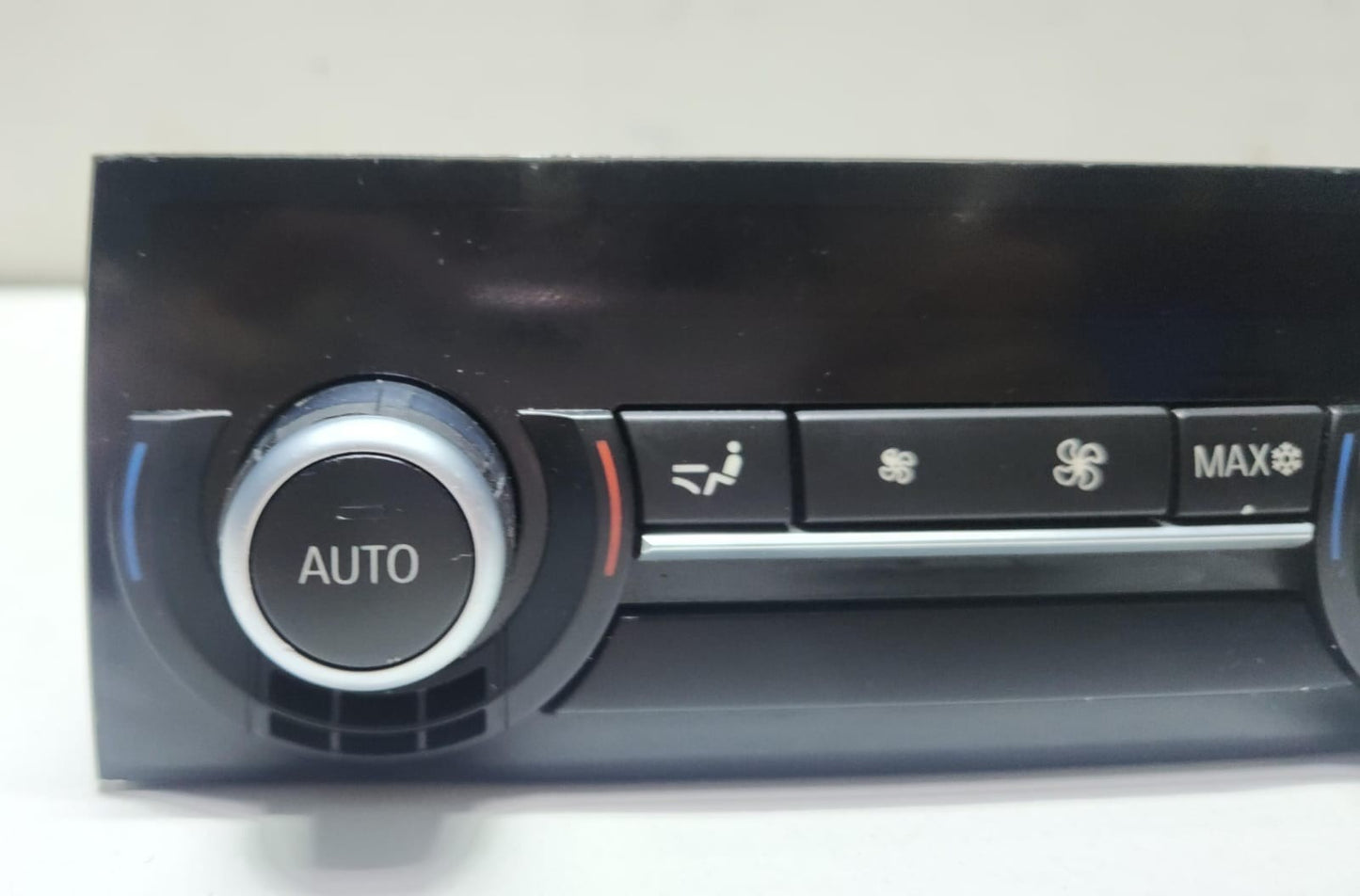2010-2015 BMW 740i Rear Air Conditioning Control Unit 9224789 F01 F02 F03 OEM