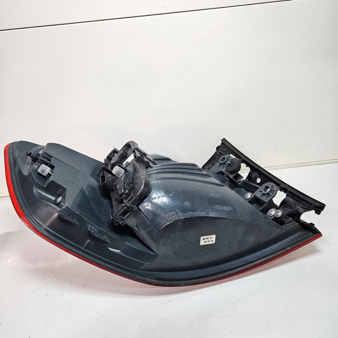 7286038-BMW 3 Gran Turismo Rear Light Right Fitting Position Right OEM
