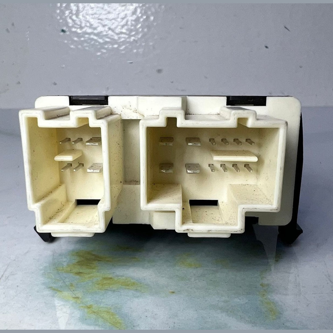 Mercedes Seat Control Module A2059004607 W205 C Class W447