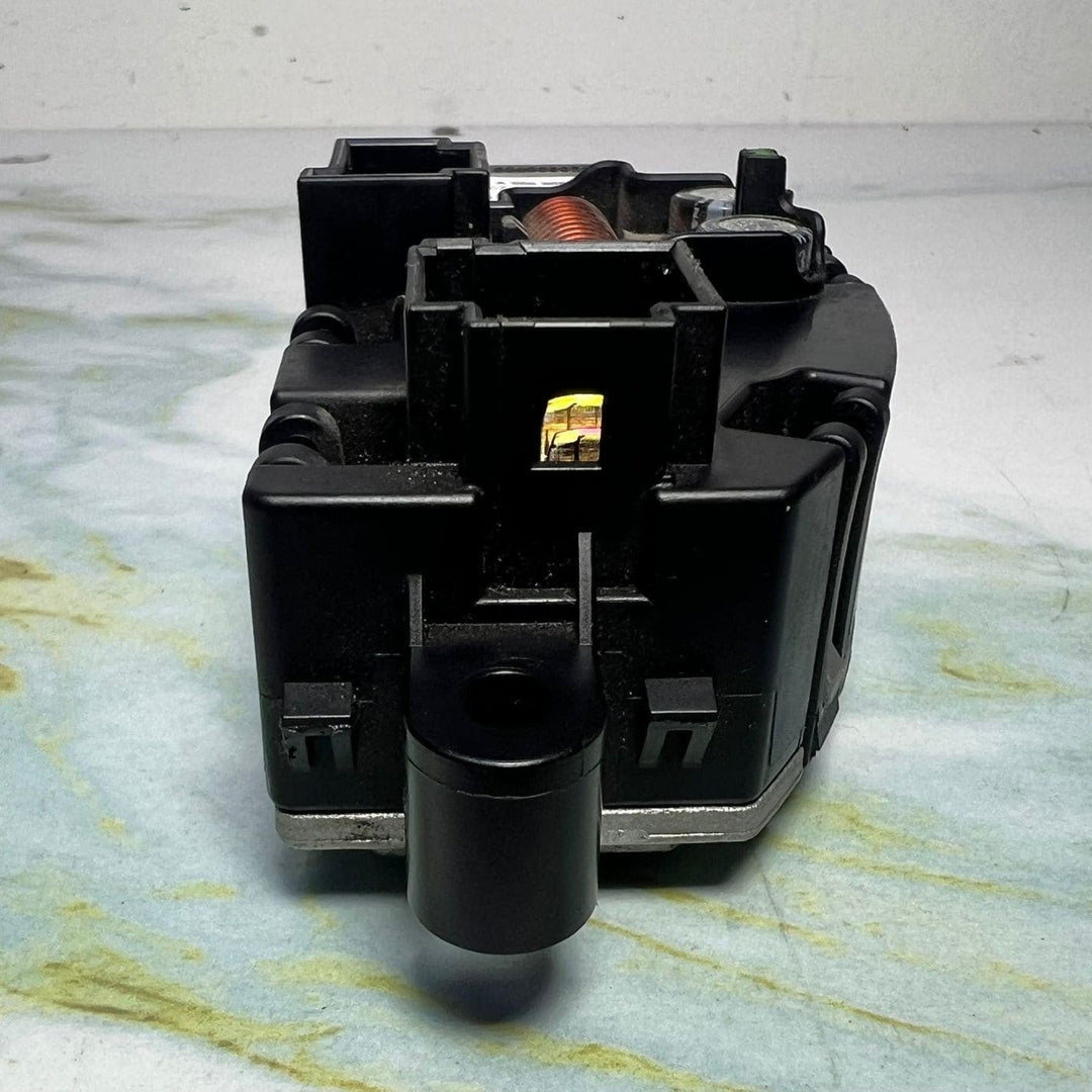 2018-2022 Mercedes-Benz Sprinter Blower Motor Resistor A0009069307
