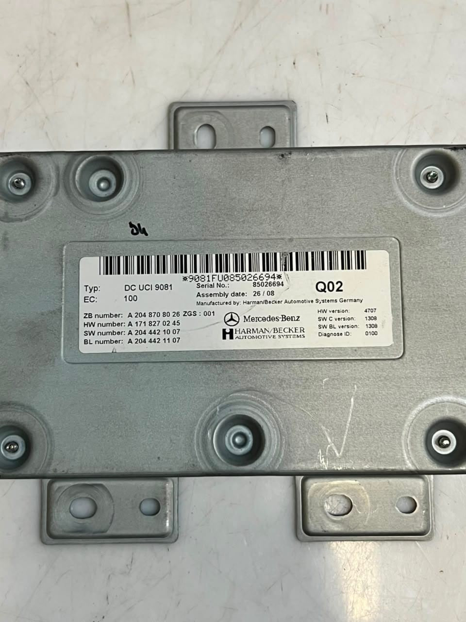 Mercedes-Benz Media W204 ML GL W251 V251 R ML GL CLASS Interface A2048708026