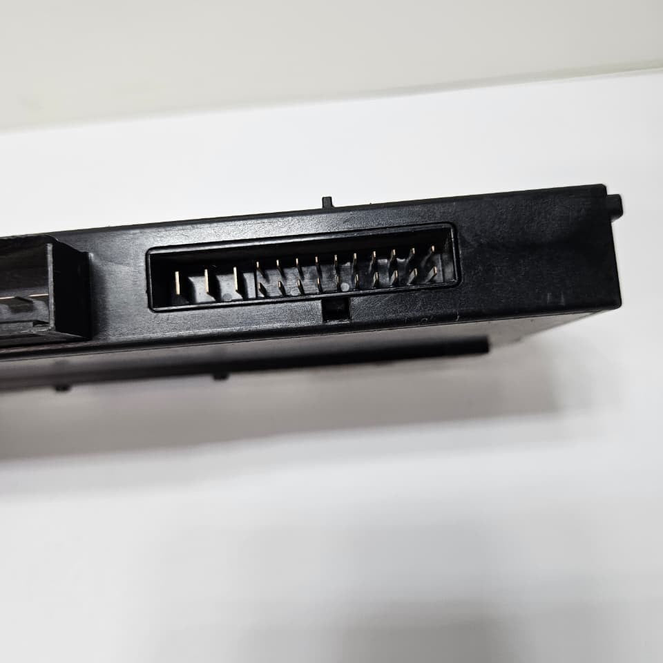 OEM BMW E87 1 SERIES BODY CONTROL MODULE 6983304
