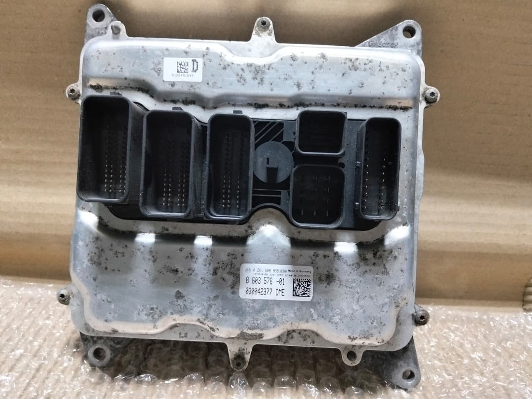 BMW N20 ENGINE CONTROL UNIT ECU COMPLETE  SET 8603576