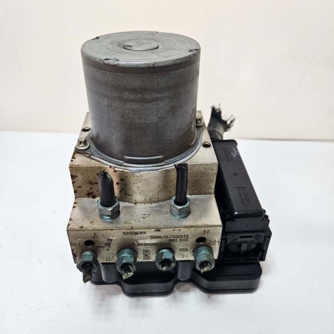 BMW 5 7 Series F11 F01 F02 ABS Pump 6869402 USED
