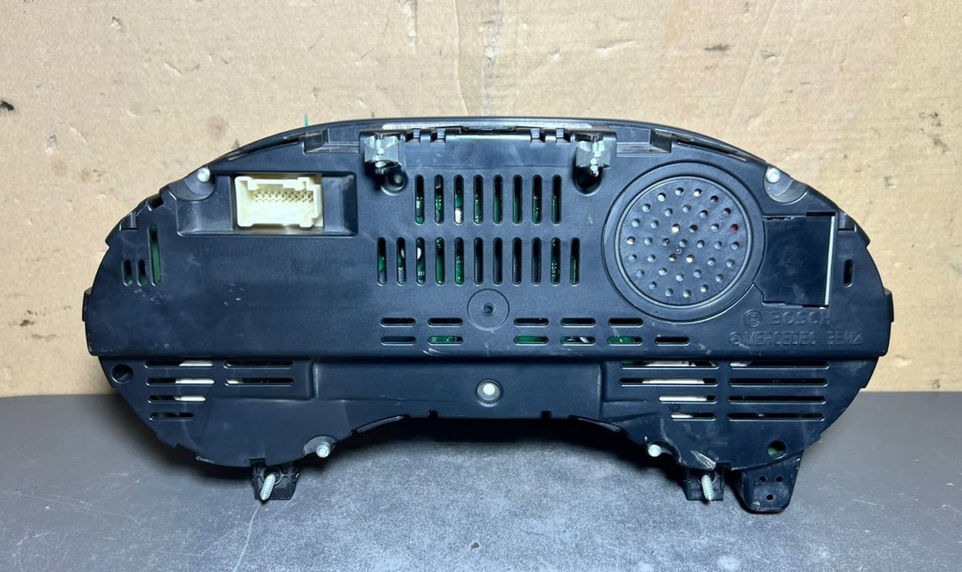13-16 Mercedes-Benz W166 GL GLE Instrument Cluster Speedometer A166 9007110 OEM