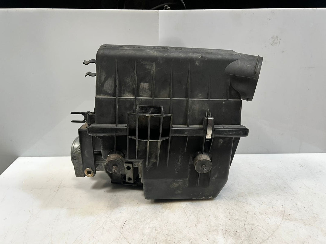 1991 BMW 5' 325e E30 M20 E28 E34 Mass Air Flow Sensor 0280202083 OEM