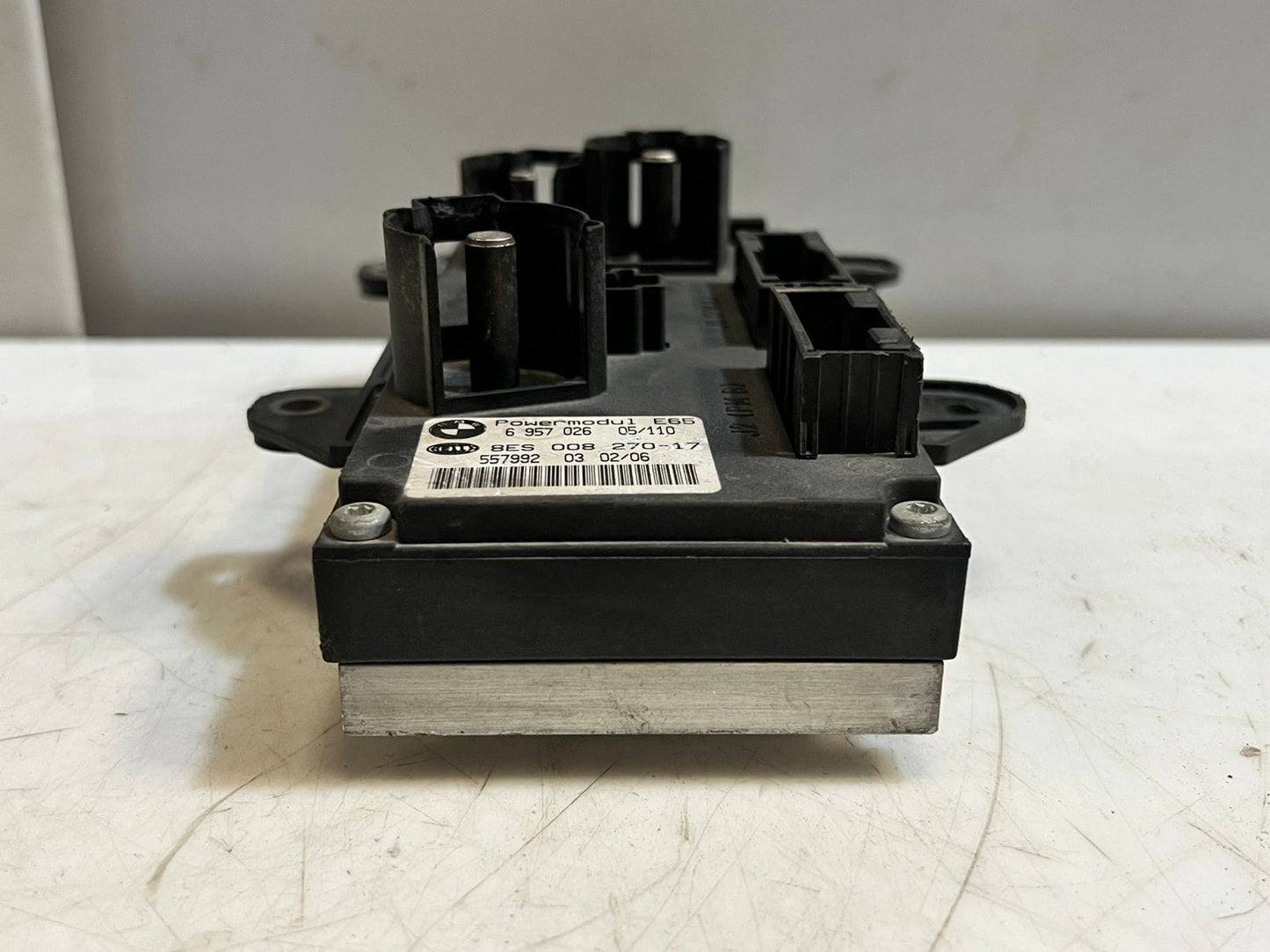 2006-2008 BMW 750i 7-Series E65 E66 Power Control Module UNIT 6957026 OEM