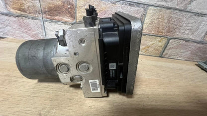 2016-2019 BMW G11 G12 740i Abs Hydraulic Control Unit 6882933 OEM