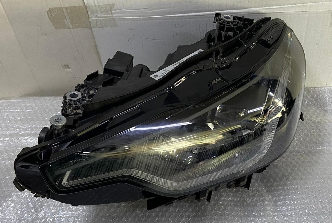OEM BMW 2 SER G42 M2 LED HEADLIGHT LEFT Passenger Side LHD 8083637 No module