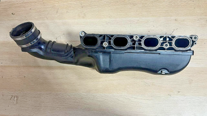 2012-2016 BMW M5 4.4L - Intake Manifold 7843274 RIGHT