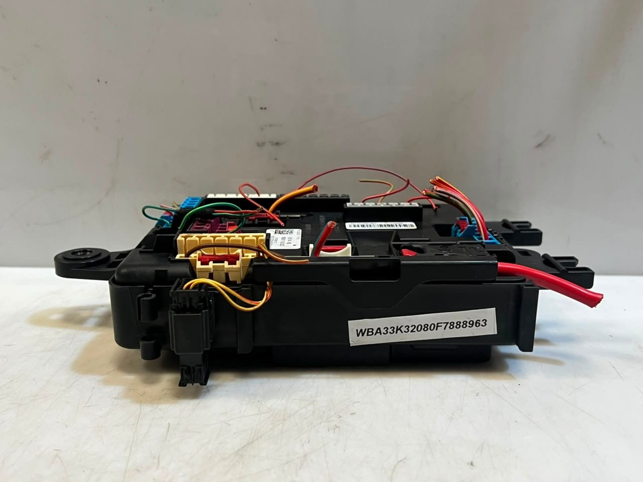 2012-2016 BMW 3 Series F30, F31, F35 328i 2.0 Diesel 135kw Fuse Box 9261110