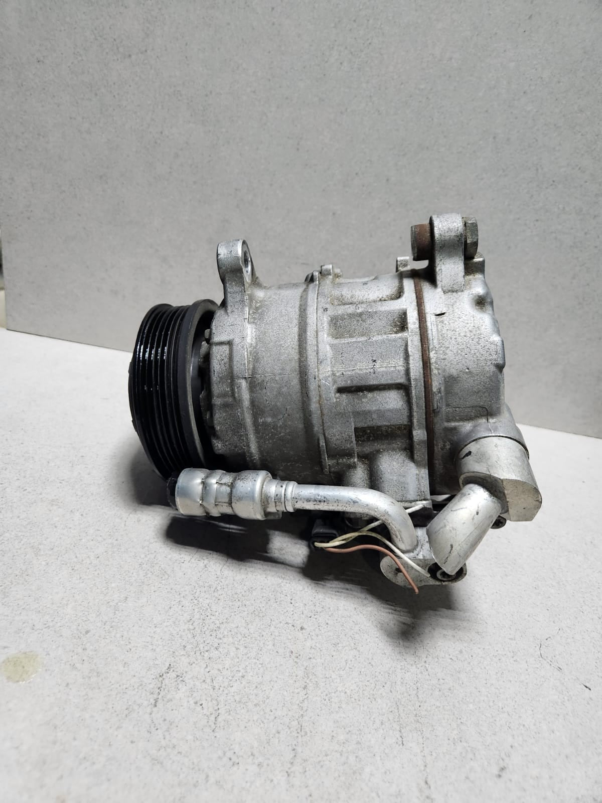 2015-2018 BMW X3 Air Conditioning Compressor 9216467 X3 F25