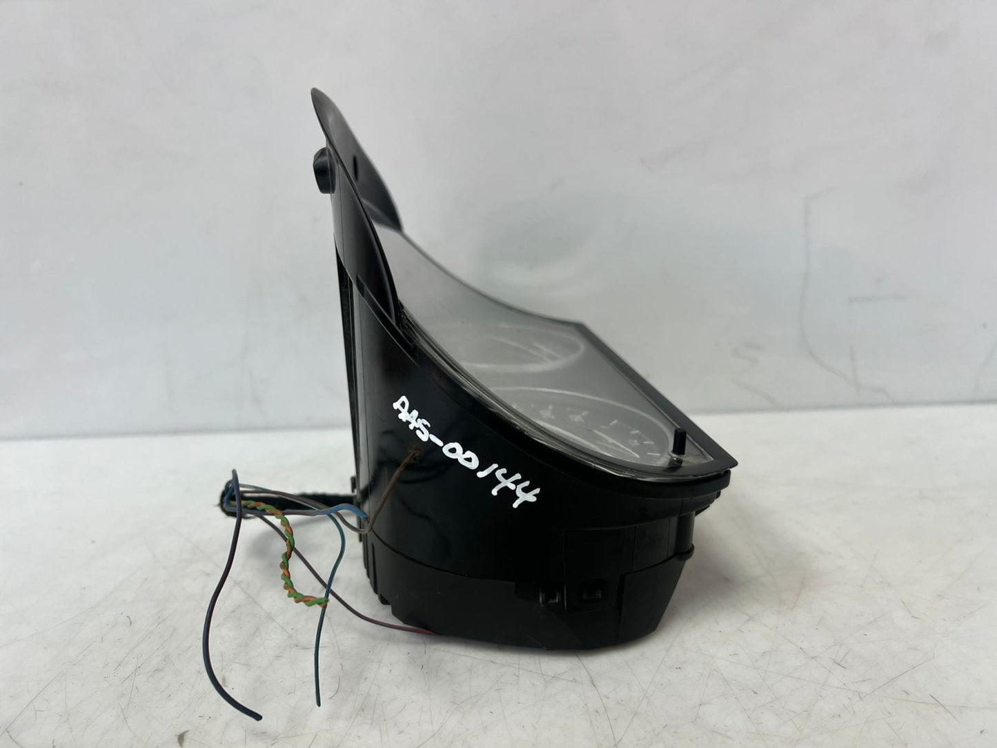 BMW E90, E91, E92, E93 3' E84 X1 Speedometer Instrument Cluster 9283809 OEM
