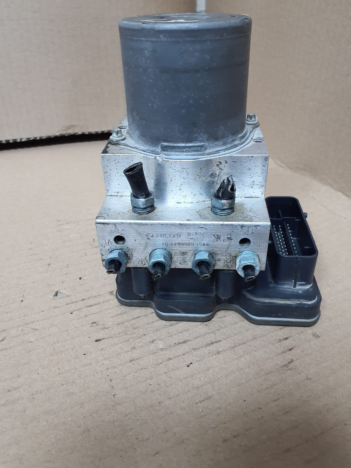 BMW X5 F15 X6 F16 M F85 ABS DSC/DXC9 BRAKE PUMP Control Module 6864798 OEM