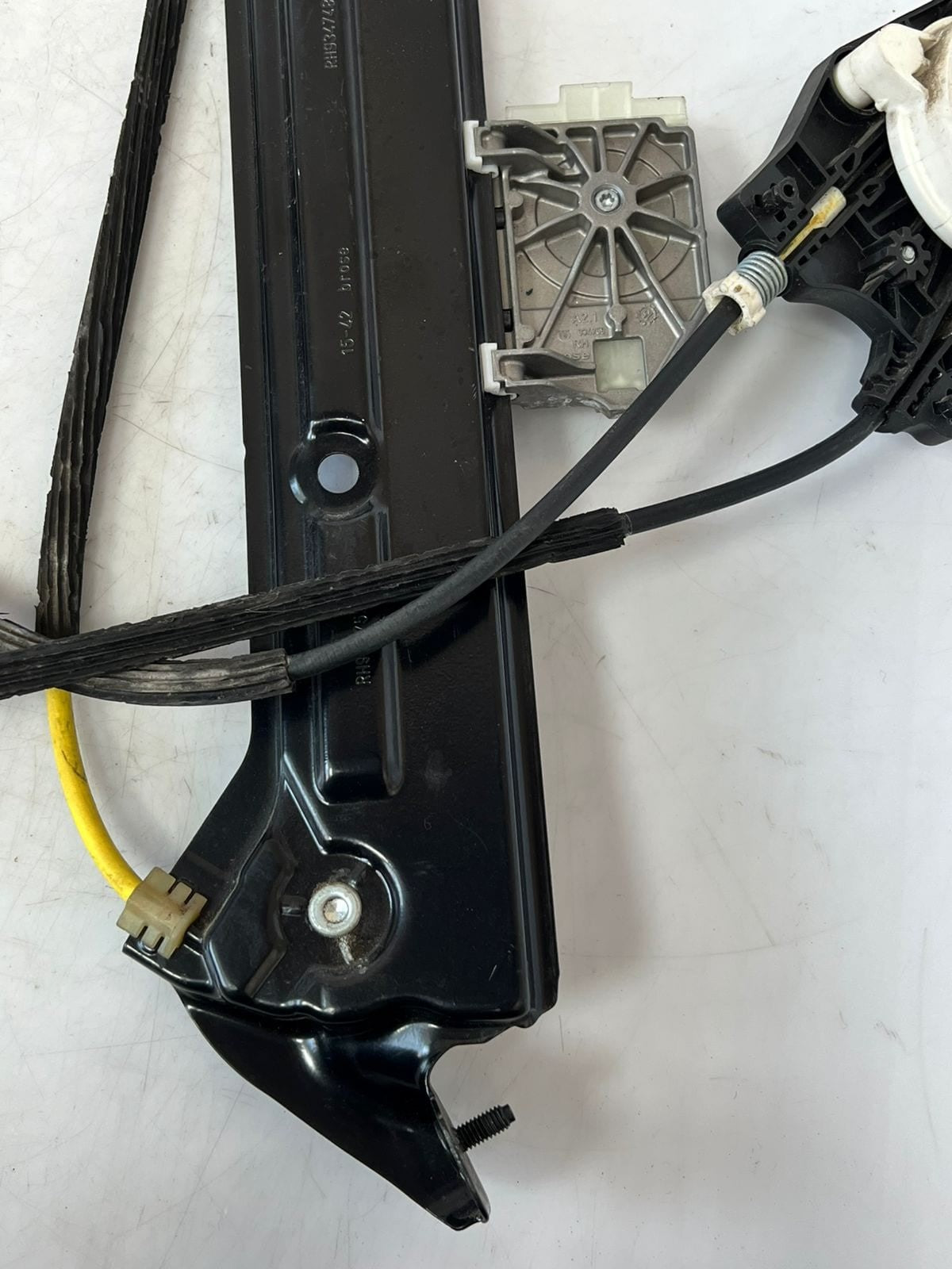 2014-2016 BMW 228i Front Right Window Regulator 7292120 2 Series F23 and 228i