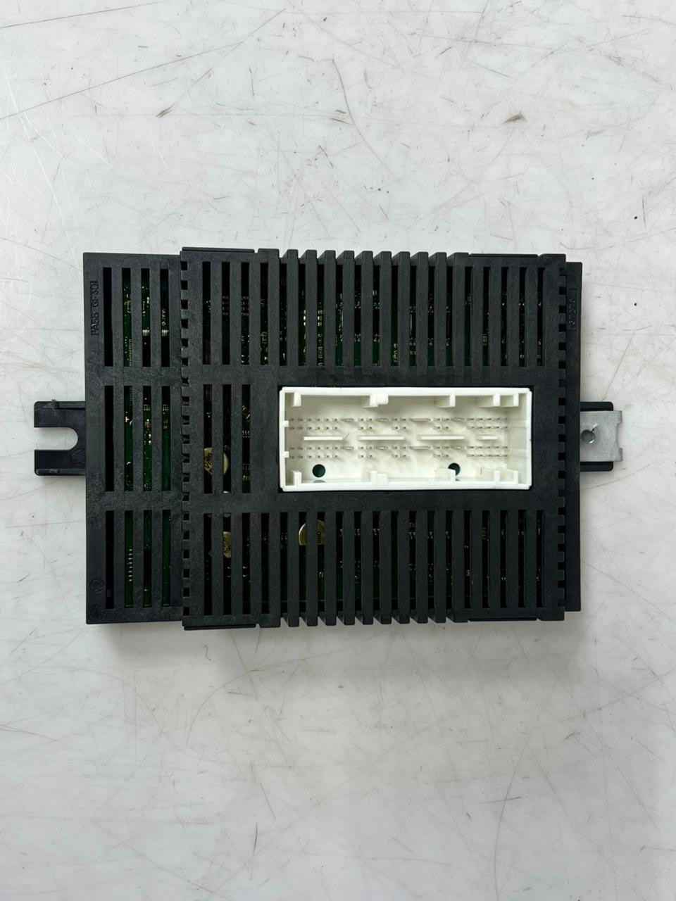 BMW E60, E63, E64, E65, E66 LM2 LEAR Light Control Module LCM 9203081 OEM
