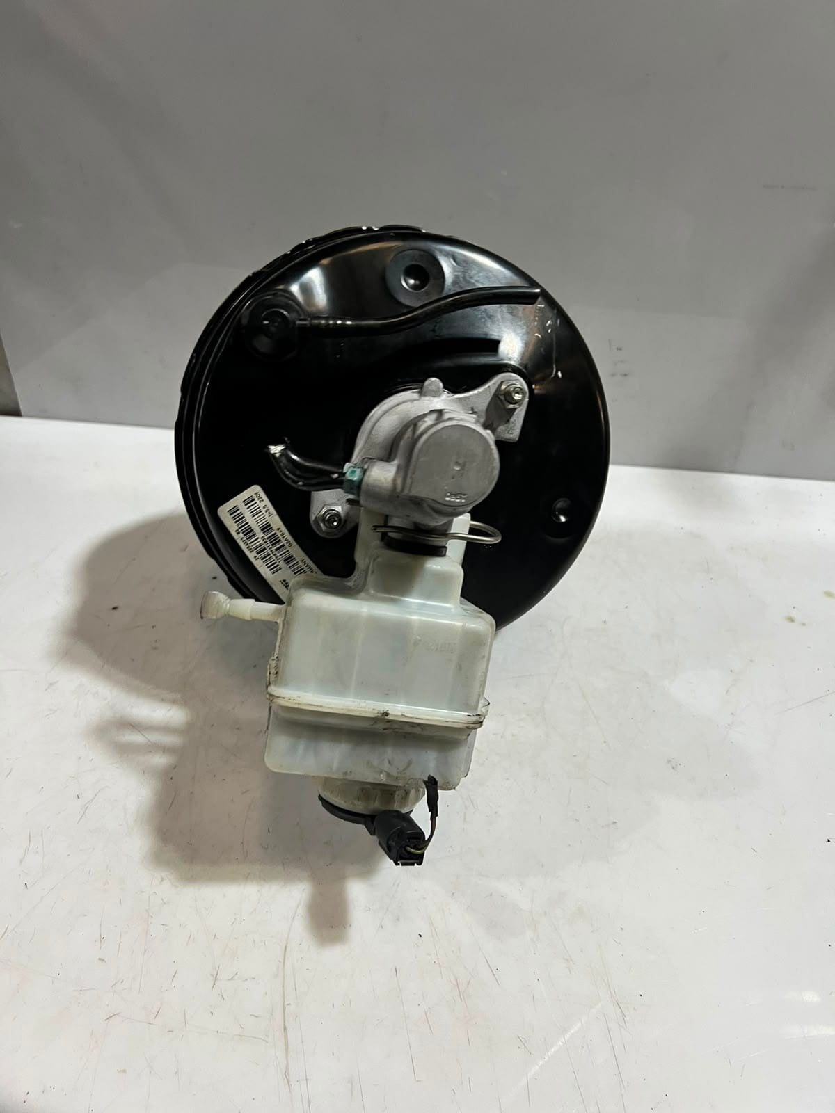 2010-2016 BMW M5 F10 F06 S63 4.4i V8 Brake Master Cylinder with Servo 2284395