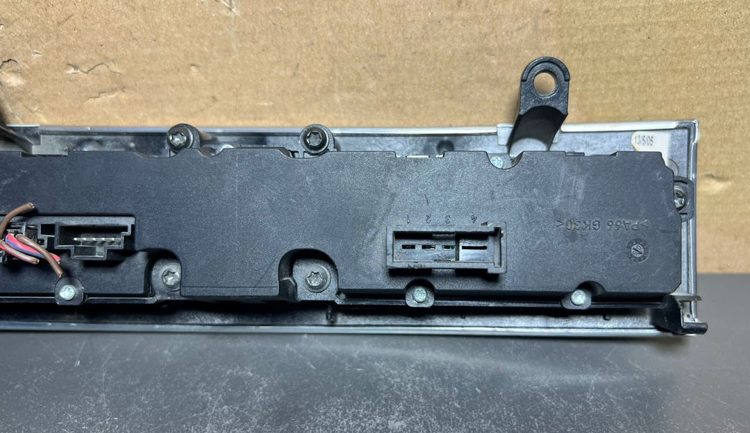 03-06 Mercedes-Benz W203 C-Class Hazard Switch Warning Button A203 8702610